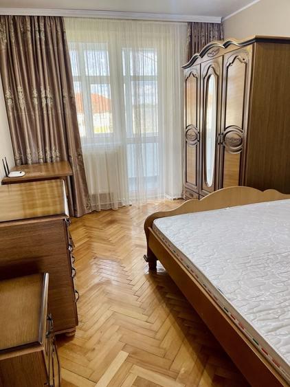 Apartament cu 3 camere semidecomandat în Mihail Kogălniceanu