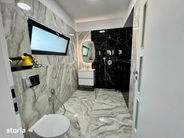 Casă cu 5 camere cu Teren 250 Mp în Miroslava