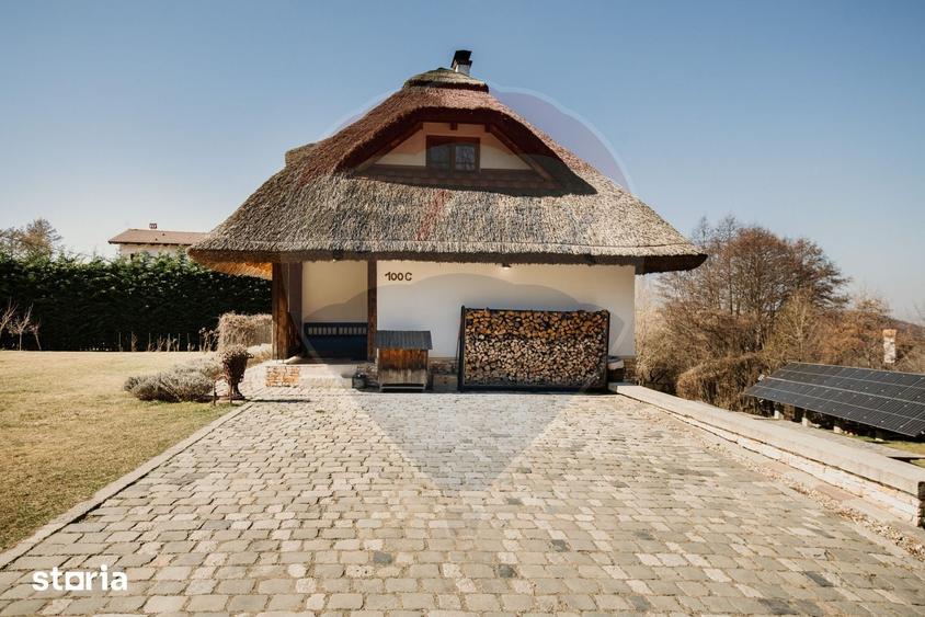 Casă cu 5 camere cu Teren 550 Mp în Ciurila