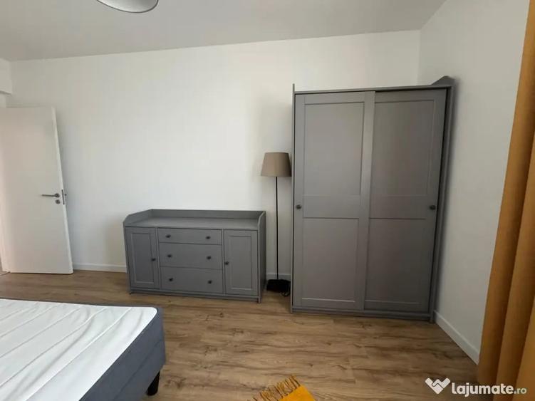 Apartament cu 2 camere decomandat în Păcii