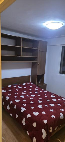 Apartament cu 2 camere decomandat în Exterior Vest