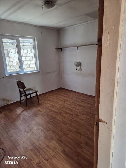 Casa cu 4 camere, teren 236 mp, acces asfaltat - 12