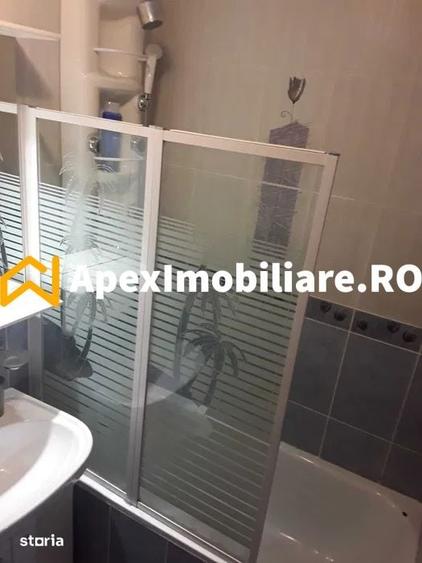 Apartament cu 2 camere decomandat în P-ța Unirii