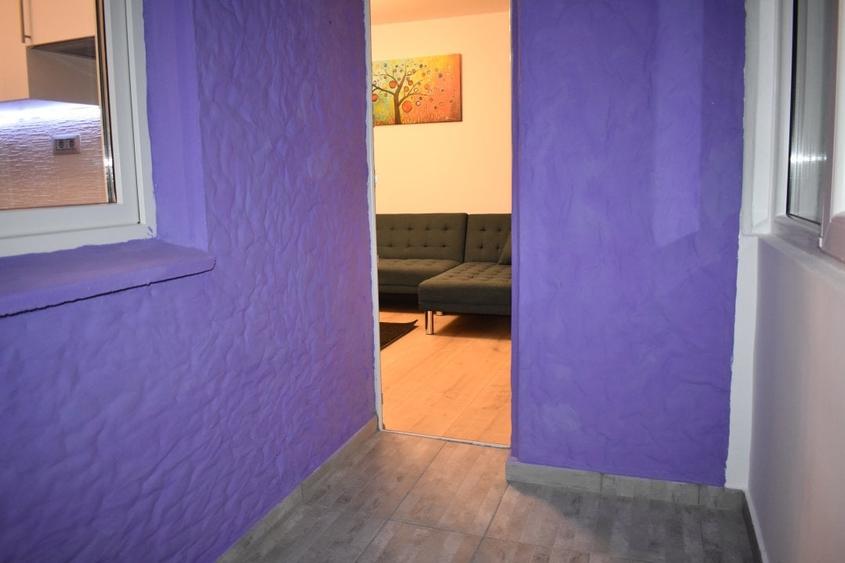 Apartament cu 2 camere decomandat în Apărătorii Patriei