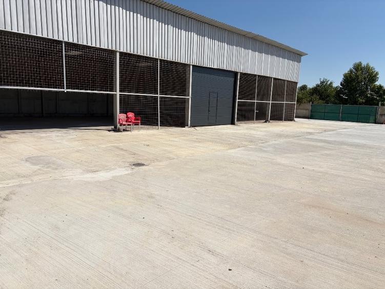 Spațiu industrial, de 700 mp, în Aeroport