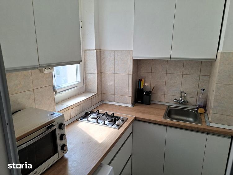 Apartament cu 2 camere decomandat în Drumul Taberei