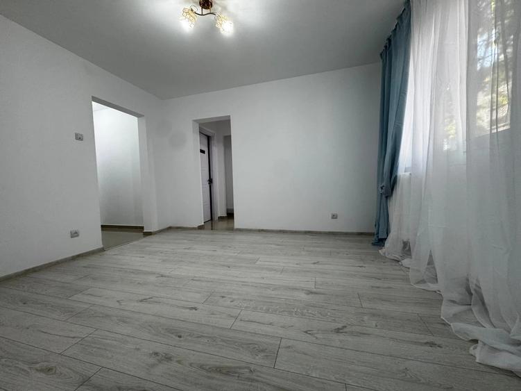 Apartament cu 2 camere semidecomandat în Tătărași