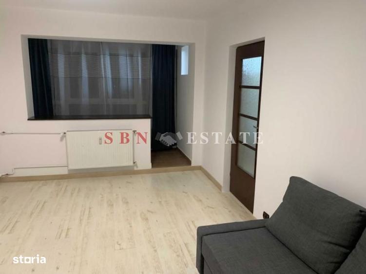 Apartament cu 3 camere decomandat în Drumul Taberei