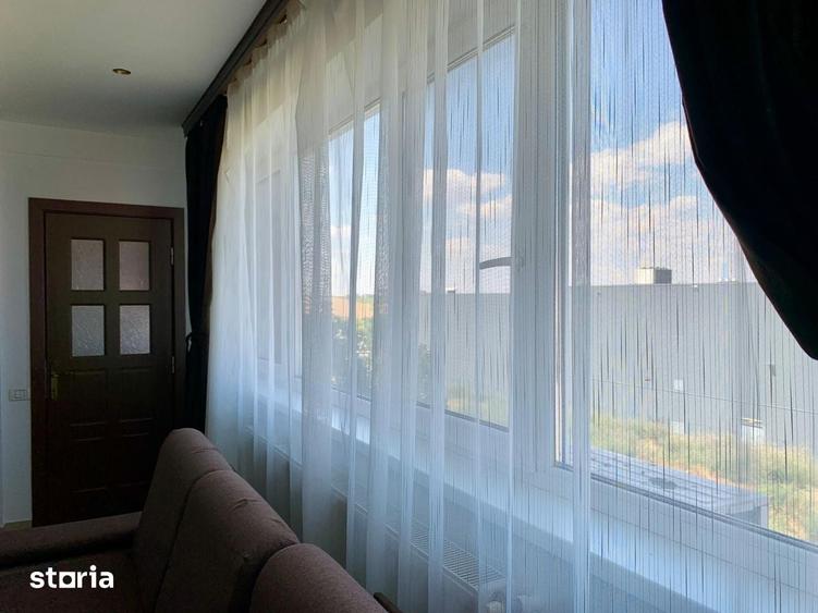 Garsonieră în Vest