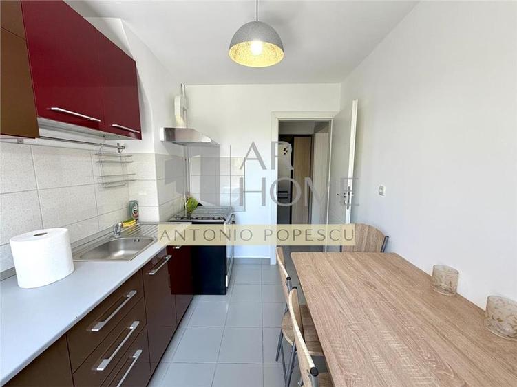 Apartament cu 2 camere semidecomandat, mobilat în Democrației