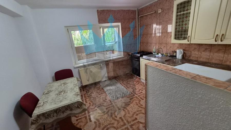 Apartament cu 2 camere decomandat, mobilat în Vitan