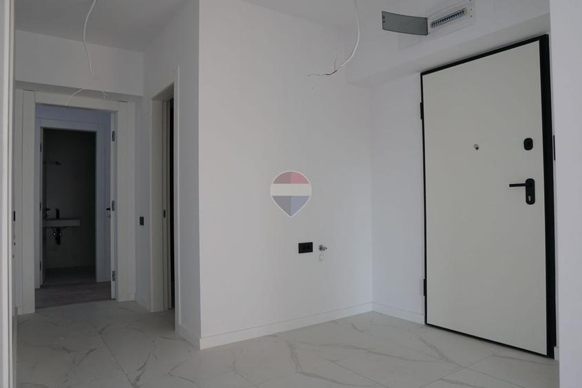 Apartament cu 3 camere decomandat în Theodor Pallady
