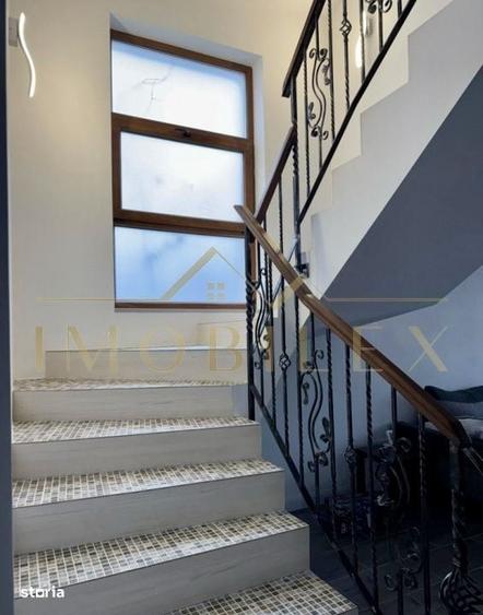 Casă cu 4 camere în Sărmașu