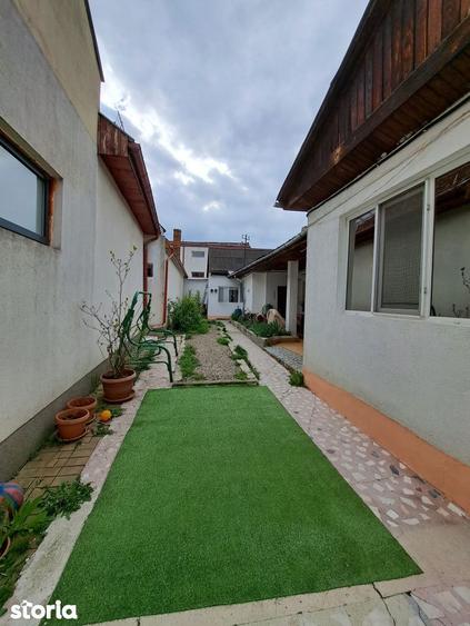 Casă cu 4 camere cu Teren 320 Mp în Orașul Vechi