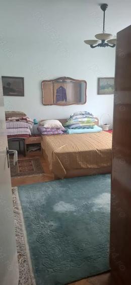 Apartament cu 3 camere decomandat în Cetatea