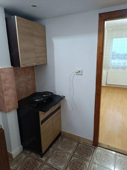 Garsonieră decomandată în Central