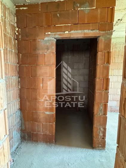 Duplex cu 3 camere cu Canalizare în Urseni