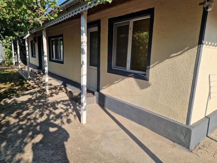 Casă individuală cu 3 camere cu Canalizare în Cișmele