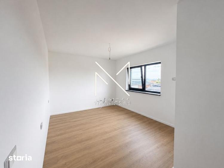 Casă cu 4 camere cu Teren 350 Mp în Noua