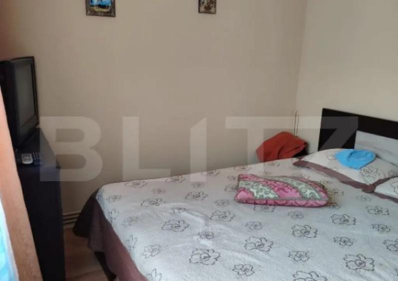 Apartament de vanzare, cu 2 camere, 47 mp, zona Radu Popescu - 7