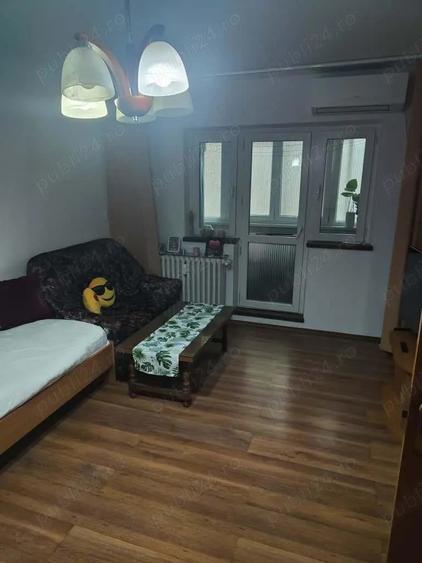 Inchiriez apartamment doua camere decomandate - 4