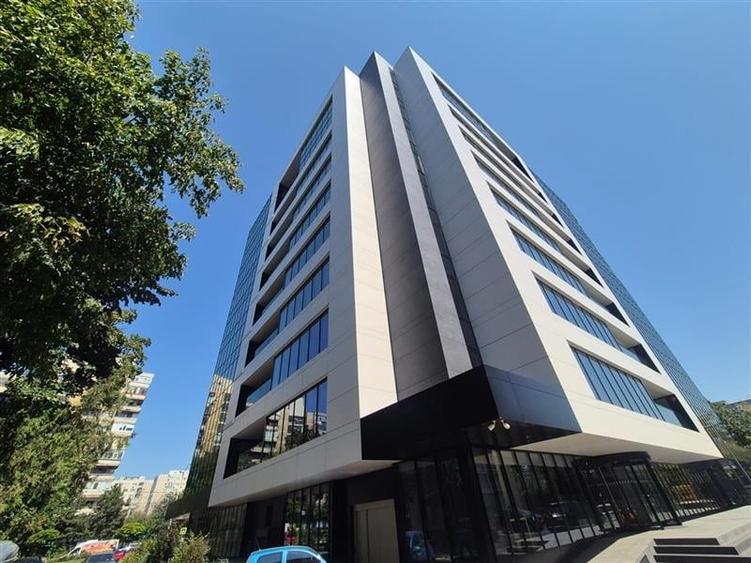 Spatii de birouri moderne in cladire noua - 150 mp - 15