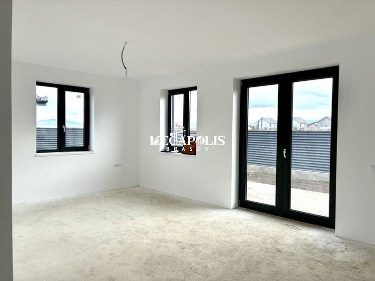 Casă / 4 camere / Sanpetru / Terasă - 3