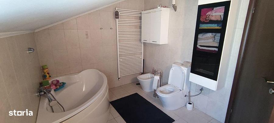 Casa P+E moderna de inchiriat, Paleu - 10