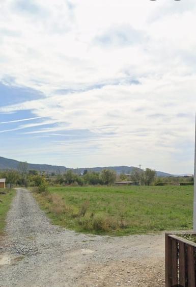 Teren  1400mp  zona Livezile - 1