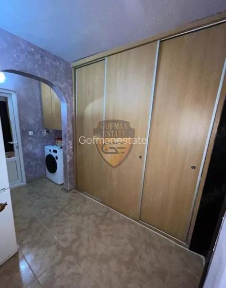 Apartament 2 camere decomandat, parcare, aer conditionat, parter