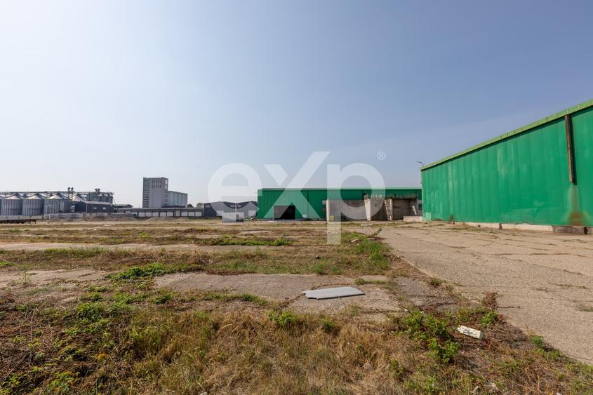 Spațiu industrial, de 3,028.1000976563 mp, în Calea Moinești