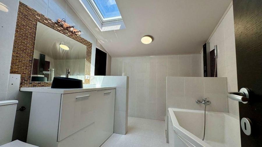 2 Camere + Birou ~ Baneasa ~ Petrom City ~ Bloc 2014 ~ 80 utili ~ Parcare - 1