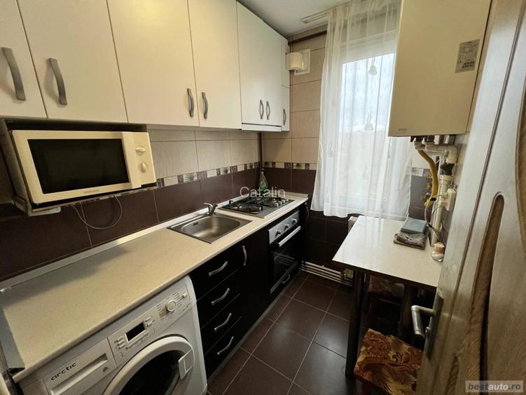 Inchiriez apartament 2 camere