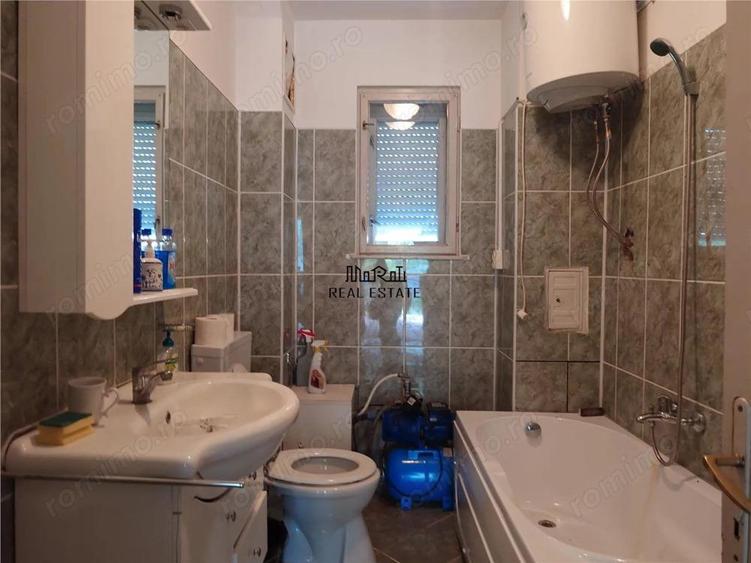 Casa P+M cu teren generos si loturi suplimentare in Baia de Cris - 13