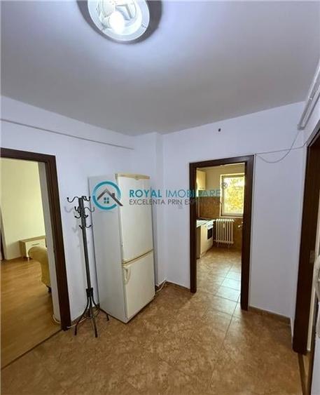 Royal Imobiliare - Inchiriere apartament 3 camere in zona Nord - 8