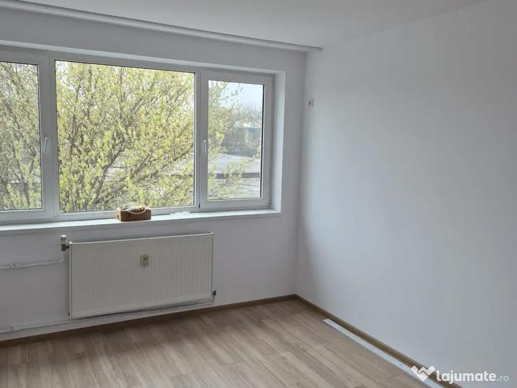 Inchiriez garsoniera nou renovata pentru birou Tiglina - 2