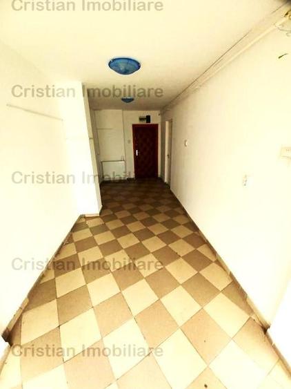 Spatiu comercial 57 mp, POZITIE EXCELENTA, Garii - 5