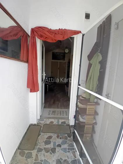 Teren cu cabana de vanzare