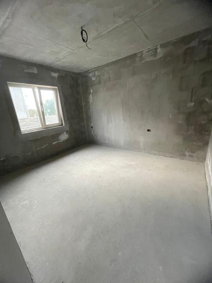 Jumătate de duplex pe parter, Bazos - 6