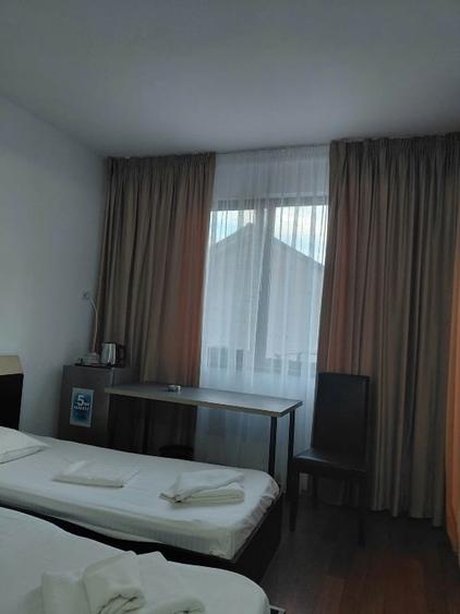 Hotel/Pensiune, de 1,200 mp, în Nord