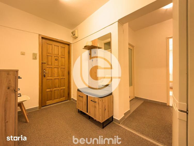 Apartament cu 3 camere decomandat în Terezian