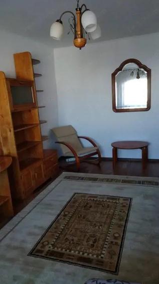 apartament de vanzare - zona Paltinis - 2