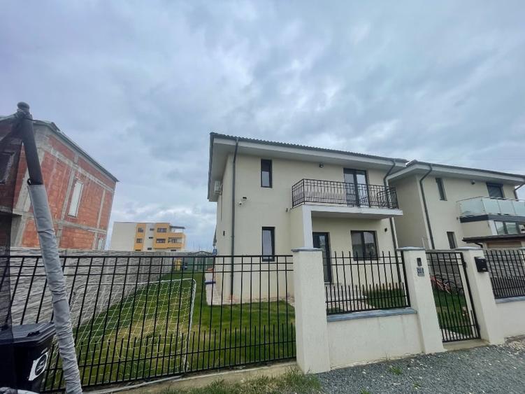 Duplex separat prin camera tehnica - 1