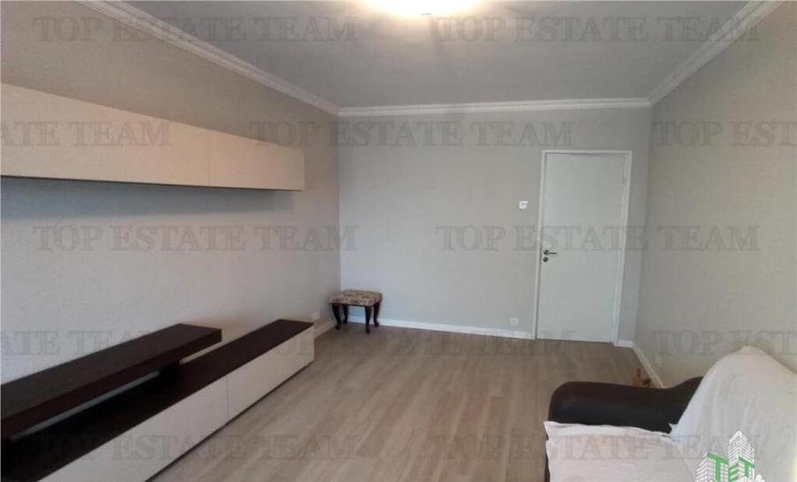 Apartament renovat 3 camere, de inchiriat zona Obor - 1