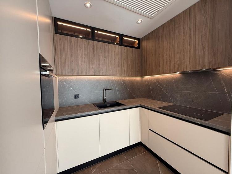 7th floor One Herastrau Towers 4 camere One herastrau Towers etaj 7 - 9