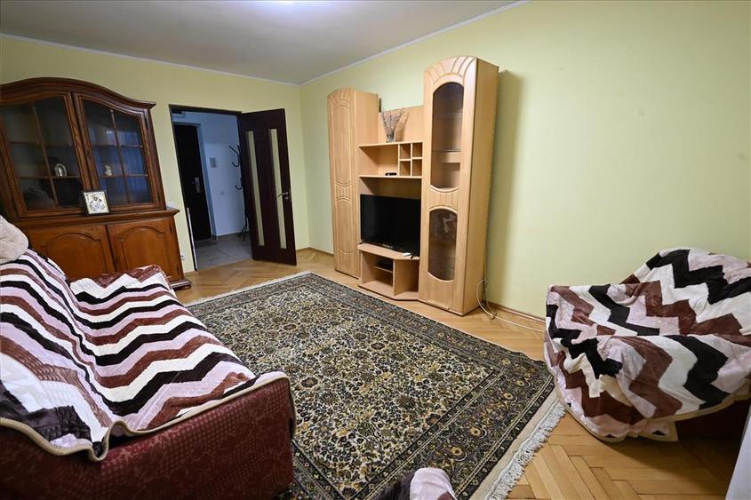 Apartament 2 camere De Inchiriat Ultracentral Cu loc Parcare - 1