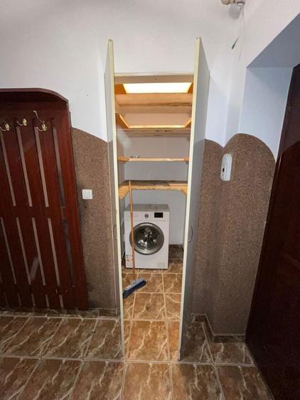 Apartament cu doua camere - decomandat 56 mp - 7