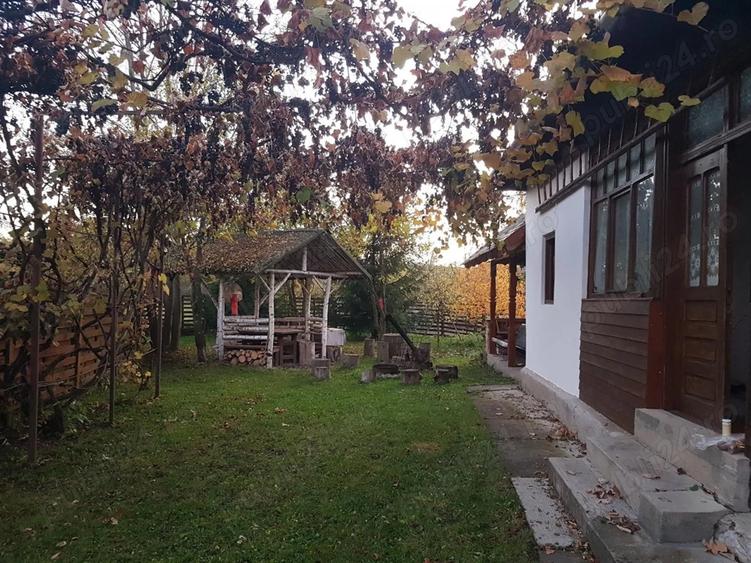 Vand casa de vacan?a aproape de lacul Beli? - 2