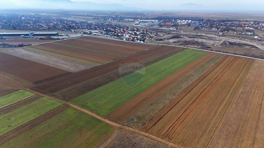 Comision 0% cumpărător | Teren extravilan | 14,600mp | Tărlungeni - 7