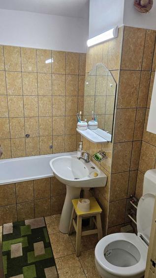 Vand apartament 3 camere ,decomandat, Bibescu Voda,et.6,incalzire centralizata conf 1 - Pitesti - 7